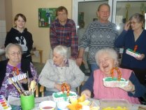 Viel Spaß beim Osterbasteln in der AWO Wohnstätte für Senioren