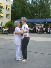 Foto - Wohnstätte für Senioren Cottbus - Sommerfest 2013 (2).JPG
