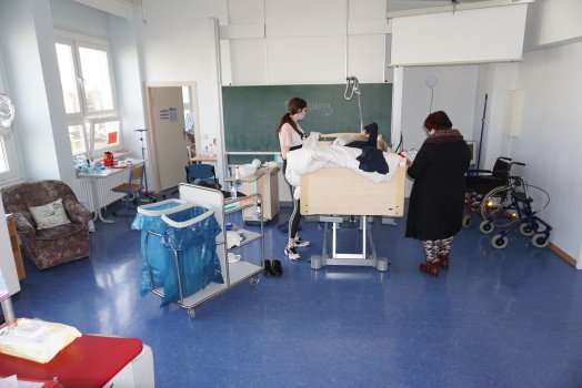 Lübbenau, AWO Pflegeschule - Prüfungssimulation (16).JPG